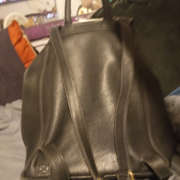 Coach - Picture 2 of 3